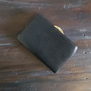 EUC LV EPI KISSLOCK WALLET